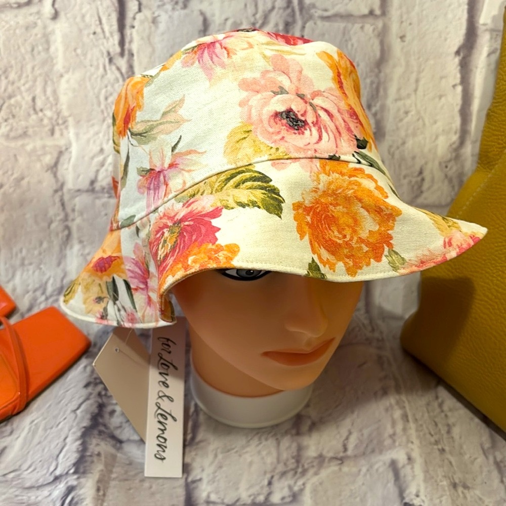 🔵🎊HP🎊FOR LOVE & LEMONS Floral Bucket Hat